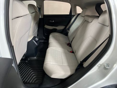 Used 2023 Honda HR-V LX image 28