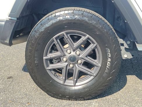 Certified 2025 Jeep Wrangler Unlimited Sport AWD/4WD image 5