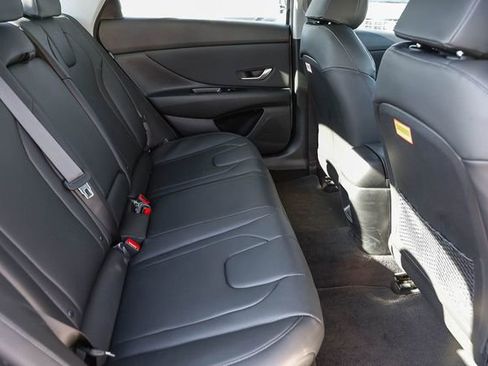 New 2026 Hyundai Elantra Limited FWD image 22