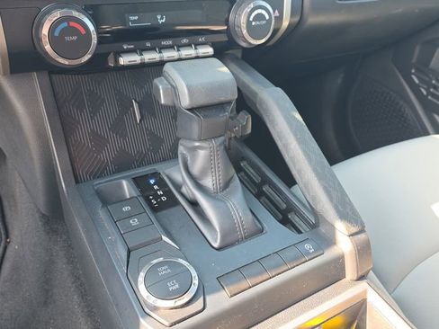 Used 2025 Toyota Tacoma SR5 image 18