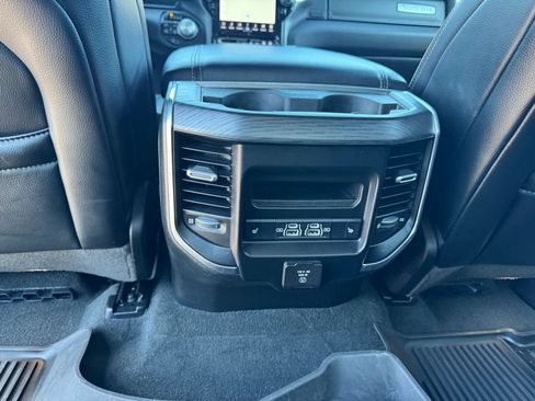 Used 2024 RAM 1500 Laramie AWD/4WD image 16