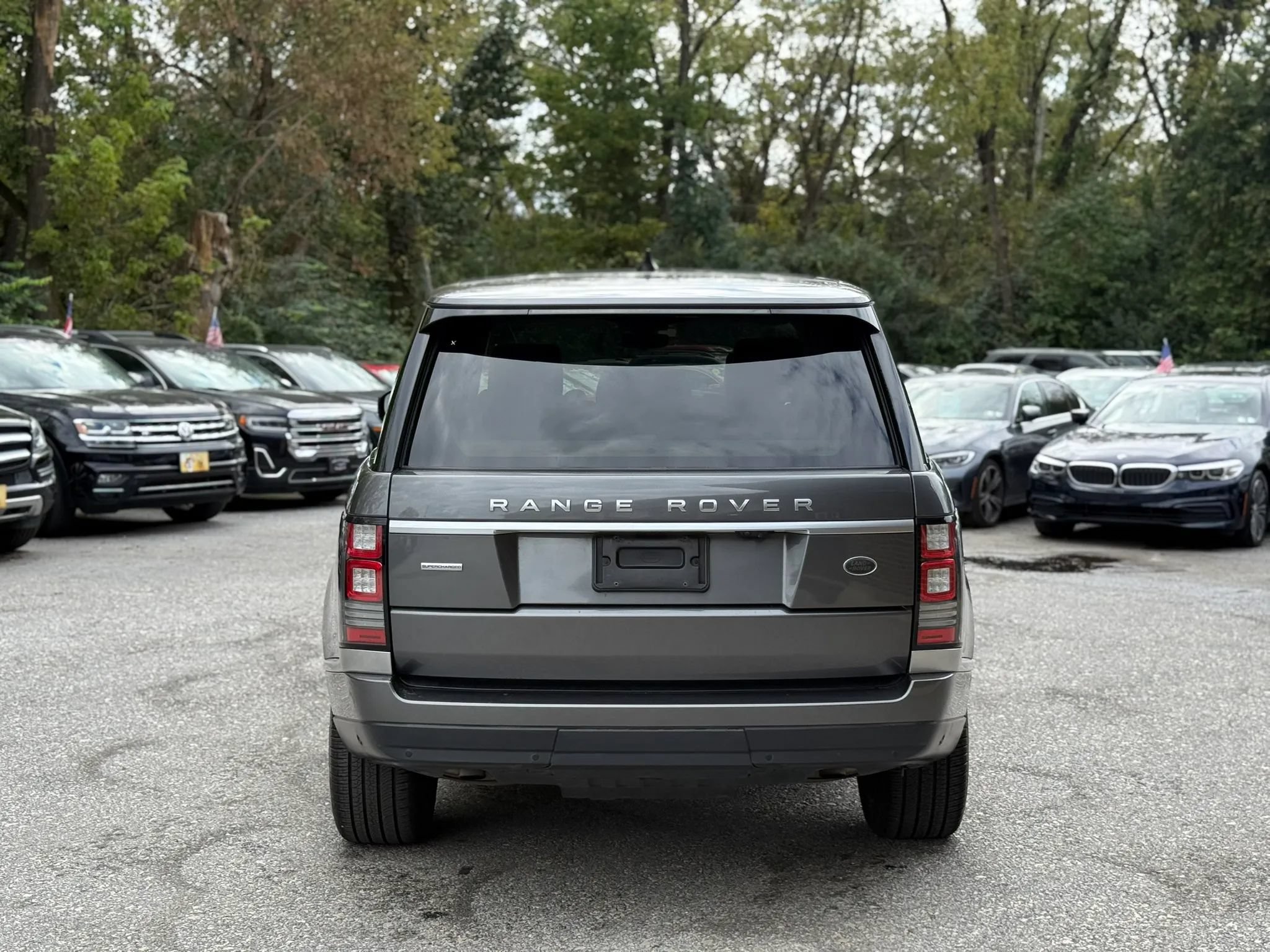 Used 2017 Land Rover Range Rover Supercharged AWD/4WD image 6