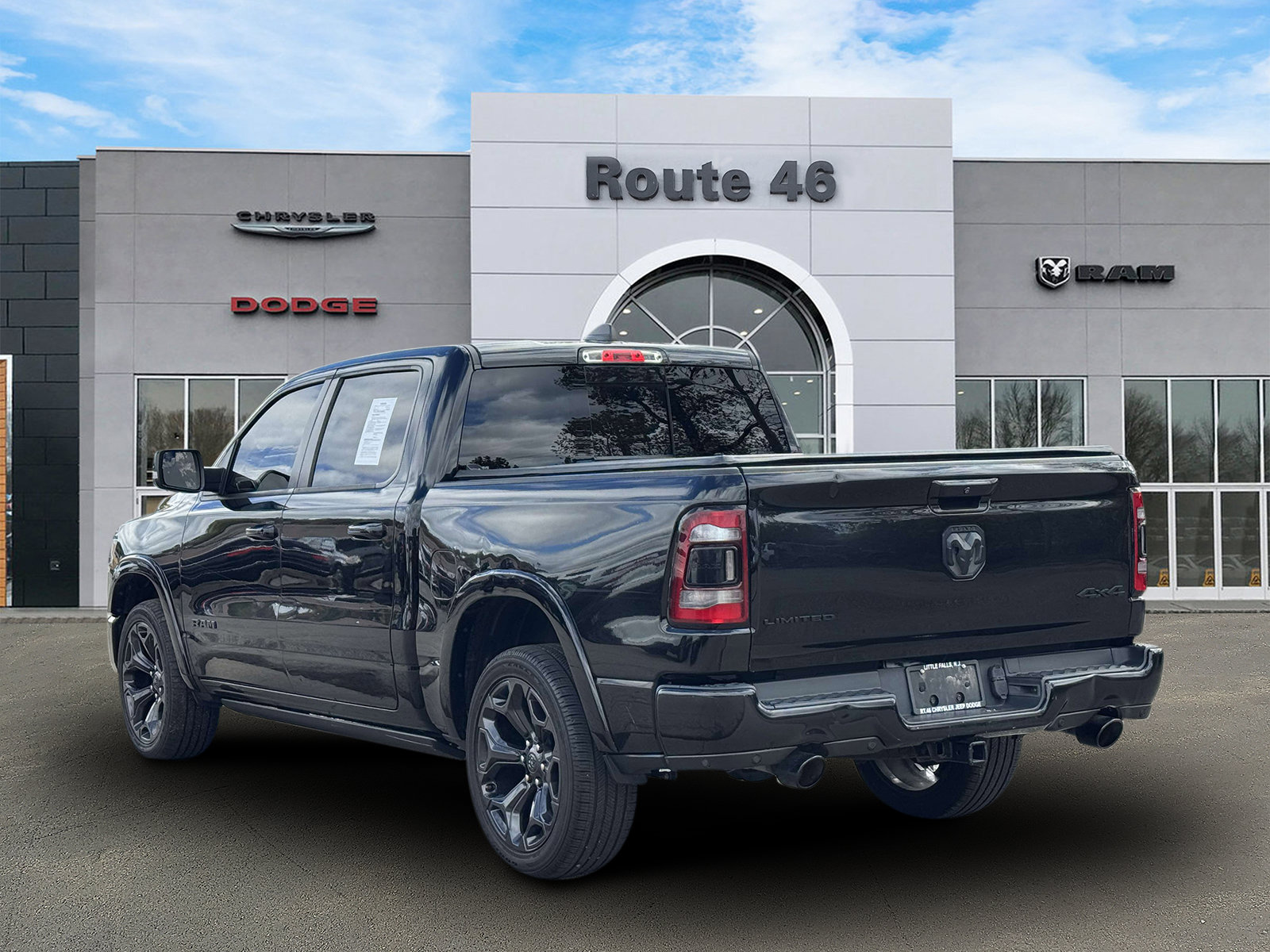 Used 2021 RAM 1500 Limited w/ Night Edition AWD/4WD image 4