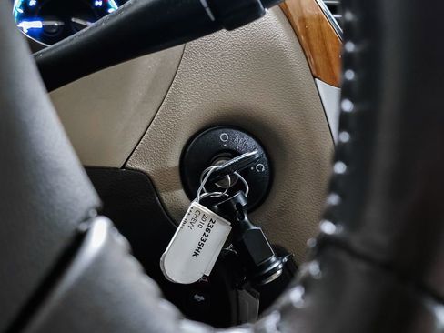 Used 2010 Chevrolet Malibu LT w/ HFV6 Engine Package image 28