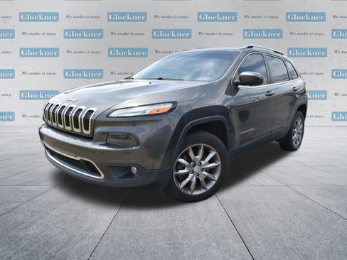 Used 2018 Jeep Cherokee Limited AWD/4WD image 16
