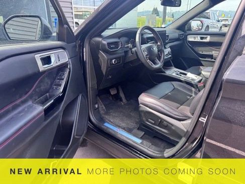 Used 2023 Ford Explorer ST-Line w/ Class IV Trailer Tow Package AWD/4WD image 10