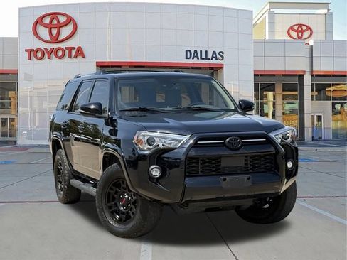 Used 2023 Toyota 4Runner SR5 Premium w/ Moonroof Package AWD/4WD image 1