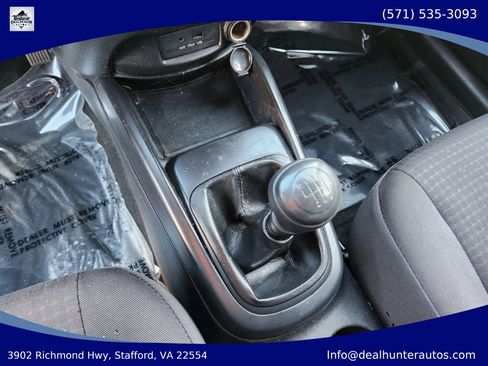 Used 2013 Kia Soul FWD image 24