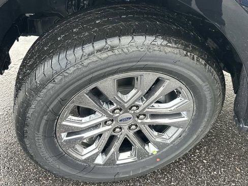 New 2025 Ford F150 Lariat w/ Equipment Group 501A Mid image 17