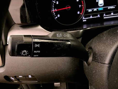 Used 2023 Kia Sorento LX AWD/4WD image 30