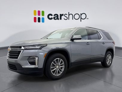 Used 2023 Chevrolet Traverse LT