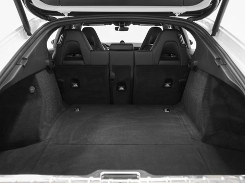 Used 2023 Porsche Panamera 4 image 17