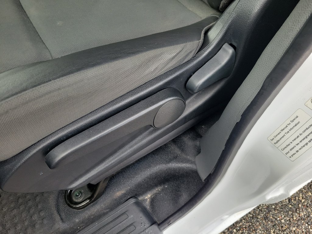 Used 2020 Nissan NV200 SV w/ Back Door Glass Package FWD image 15