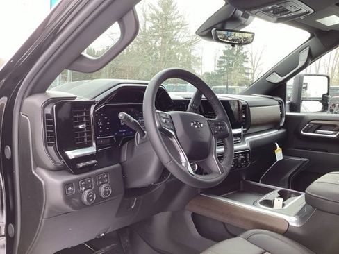 New 2026 Chevrolet Silverado 3500 High Country w/ High Country Premium Package image 26