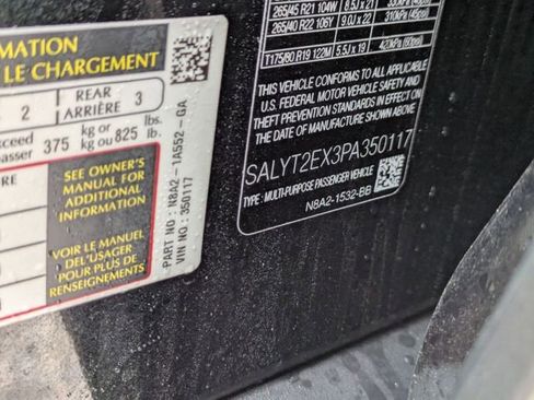 Used 2023 Land Rover Range Rover Velar R-Dynamic S image 22