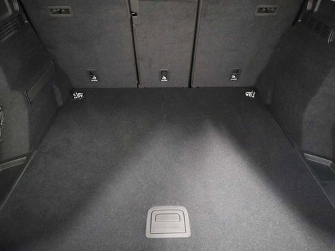 Certified 2025 Audi Q5 Premium w/ Convenience Package image 38