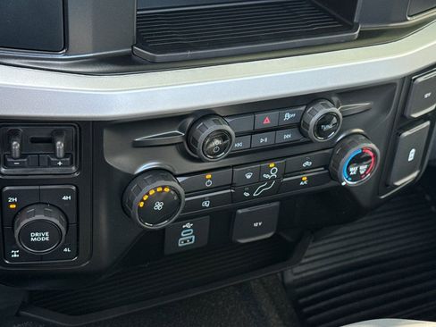 New 2026 Ford F250 4x4 Regular Cab Super Duty image 21