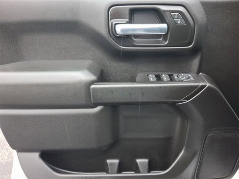 Certified 2020 Chevrolet Silverado 1500 Custom w/ Custom Value Package image 13