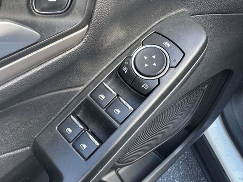 Used 2022 Ford Escape SEL AWD/4WD image 16