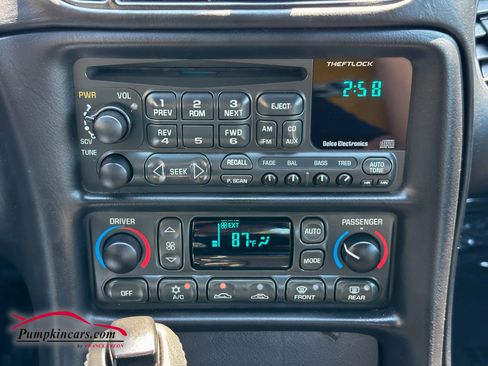 Used 2003 Chevrolet Corvette Convertible w/ Preferred Equipment Group1 image 24