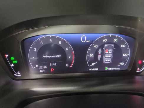 Certified 2023 Honda Pilot Elite image 19