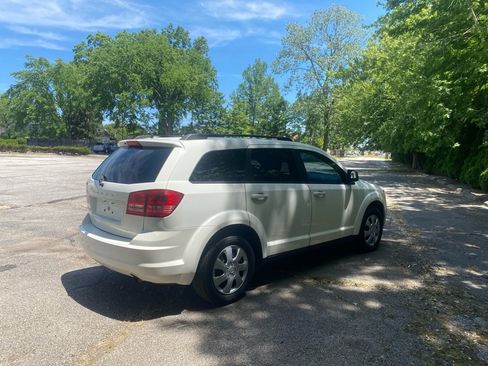 Used 2016 Dodge Journey SE w/ Flexible Seating Group FWD image 5