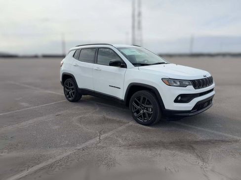 New 2026 Jeep Compass Latitude image 16