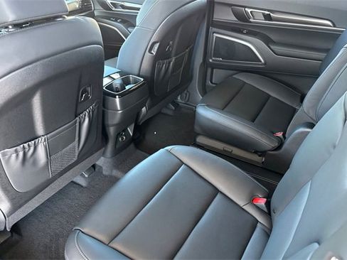 New 2025 Kia Telluride S image 14