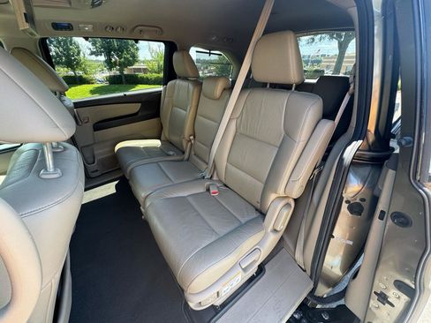 Used 2012 Honda Odyssey Touring image 23