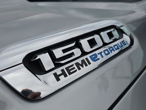 Used 2022 RAM 1500 Big Horn AWD/4WD image 15