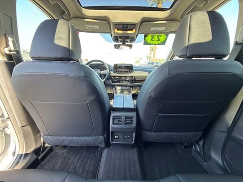 Certified 2023 Nissan Rogue SL w/ SL Premium Package FWD image 14