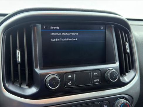 Used 2022 Chevrolet Colorado LT w/ Fleet Safety Package RWD image 38