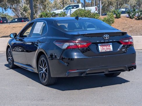Used 2023 Toyota Camry SE image 12