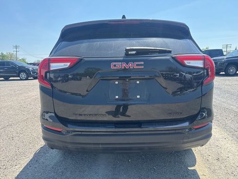 Used 2023 GMC Terrain SLT w/ Elevation Edition AWD/4WD image 9