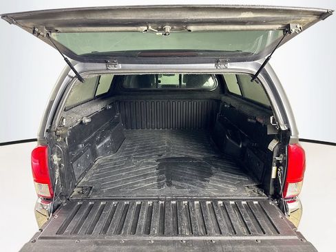 Used 2016 Toyota Tacoma SR5 w/ SR5 Appearance Package (SN) AWD/4WD image 23