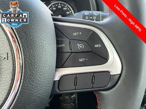 Used 2023 Jeep Renegade Trailhawk AWD/4WD image 13
