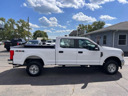 Used 2019 Ford F250 XL w/ Power Equipment Group AWD/4WD image 8