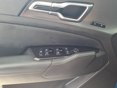 Used 2023 Kia Sportage SX FWD image 13