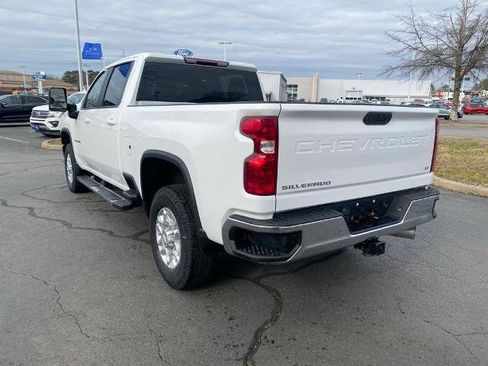 Used 2023 Chevrolet Silverado 2500 LT w/ Convenience Package image 4