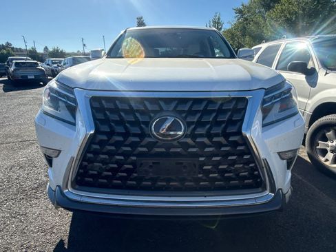 Used 2021 Lexus GX 460 Premium w/ Accessory Package AWD/4WD image 2