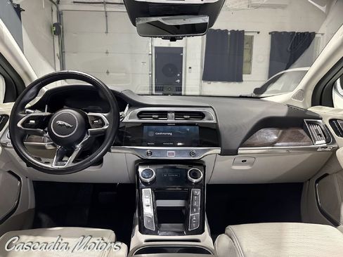 Used 2022 Jaguar I-PACE HSE image 18
