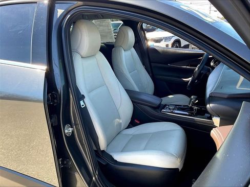 Used 2023 MAZDA CX-30 AWD 2.5 S w/ Premium Package image 10