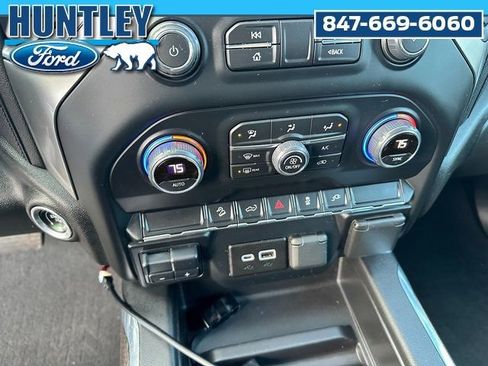 Used 2022 Chevrolet Silverado 1500 LT Trail Boss w/ Convenience Package II image 18