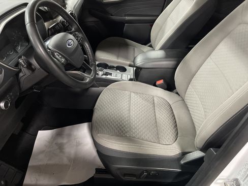 Used 2022 Ford Escape SE w/ Convenience Package image 8