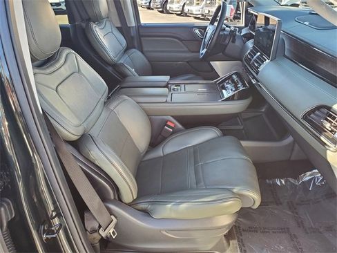 Used 2023 Lincoln Navigator L Black Label image 15