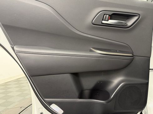 Used 2023 Toyota Crown XLE image 34