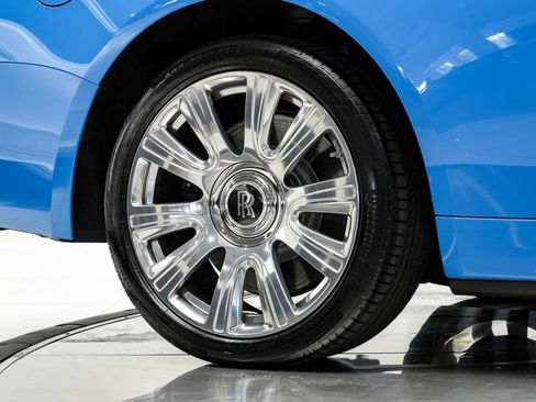 Used 2021 Rolls-Royce Dawn RWD image 60