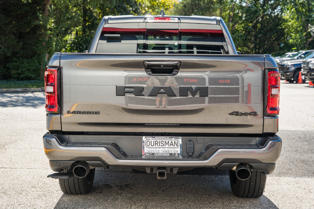 Used 2025 RAM 1500 Laramie w/ Night Edition AWD/4WD image 6
