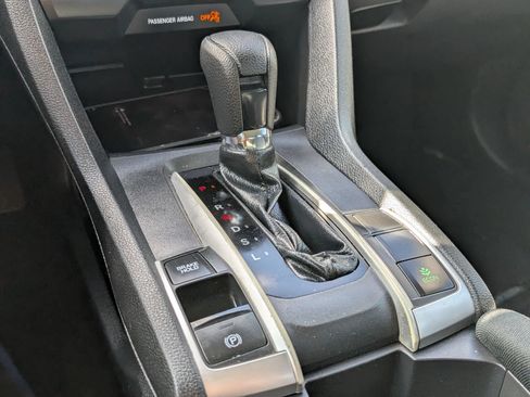 Used 2020 Honda Civic LX image 32