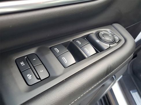 Used 2021 Chevrolet Tahoe LT image 9